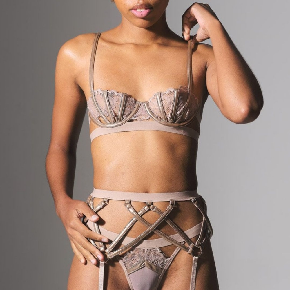 Thistle and Spire Sidney bra with matching belt and garters